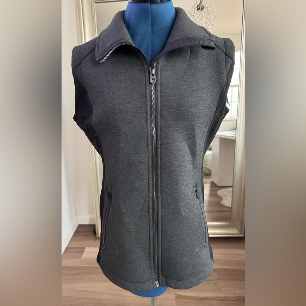 Kuhl Kestrel Vest Raven Grey Zip Up Vest Jacket Size M